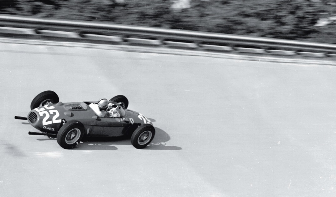 Monza'da bir Ferrari