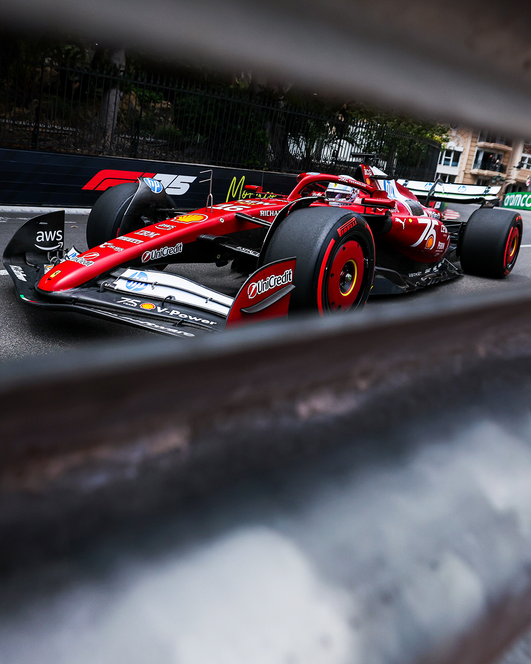 Charles Leclerc 2025 Monako GP Ferrari pistte sf25
